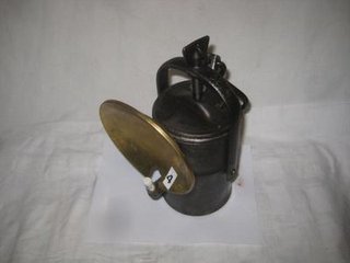 Carbide lamp